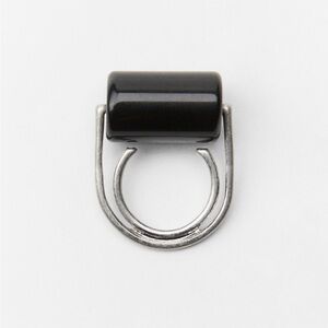 NWT Zara Metal Ring with a Platic Roller